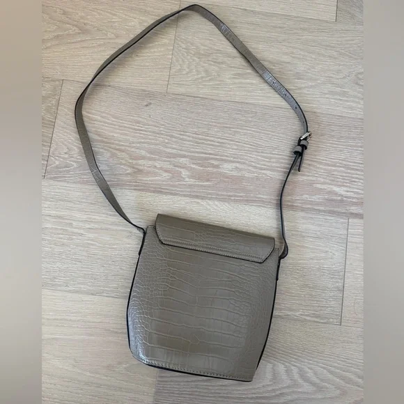 MANGO Bucket Bag - Picture 4 of 8